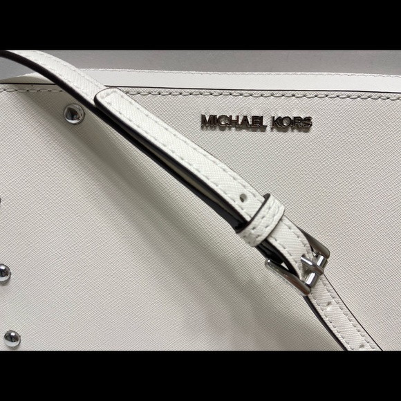 NEW Michael Kors Stud Crossbody Leather Bag White - Picture 6 of 10